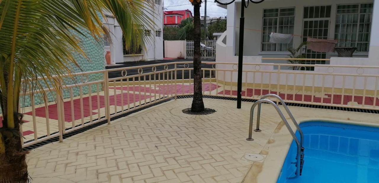 Les Camelias Ground Floor Apartamento Flic-en-Flacq Exterior foto